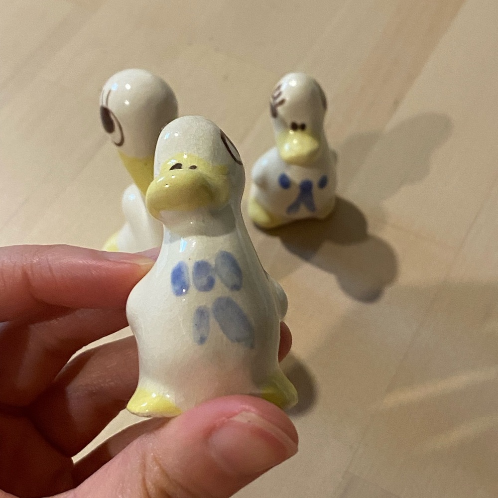 The Marvelous Mrs. Maisel Set Decoration 40's 50's Rio Hondo Ceramic Ducks - Picture 7 of 11